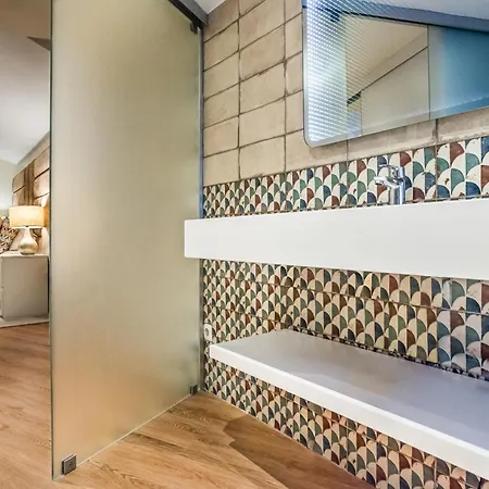 Apartman Cidadela Do Viriato Deluxe *